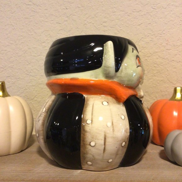 Vampire Dracula Johanna Parker Transpac Halloween ceramic mug - Picture 5 of 6